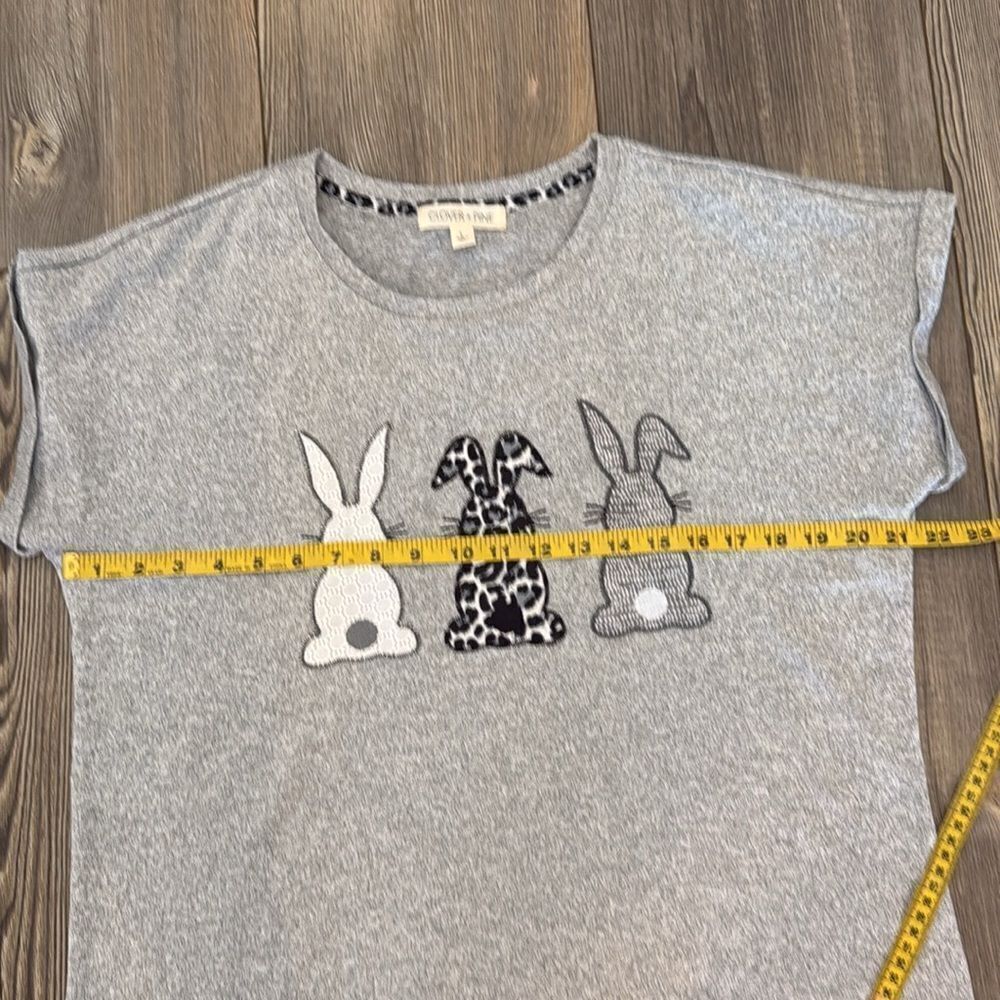 Clover + Pine 3 Patterned Rabbit Tee - Picture 5 of 9